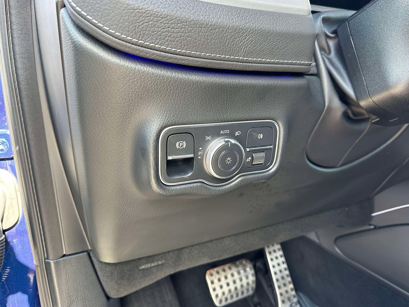 Certified Used 2025 Blue Mercedes-Benz G 63 AMG® image 21