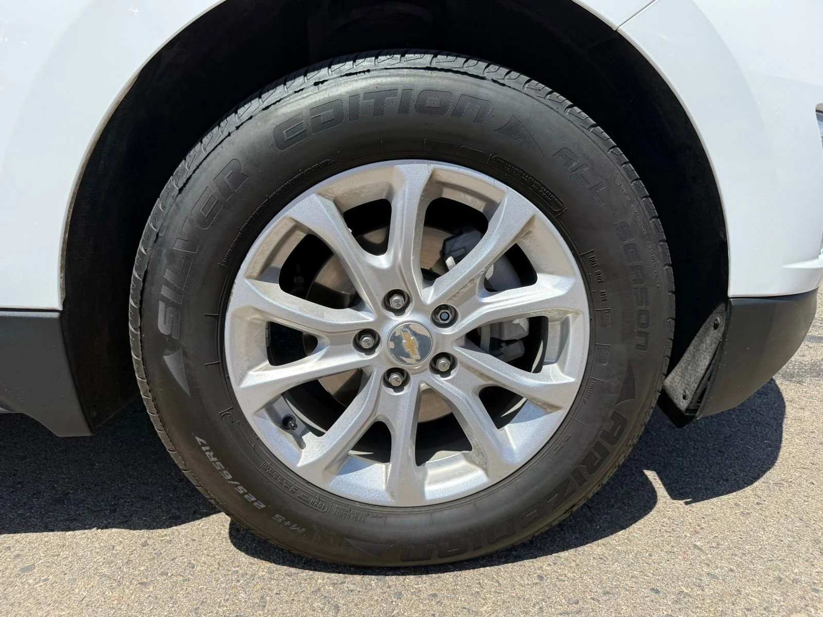 2021 Chevrolet Equinox LS - Photo 37