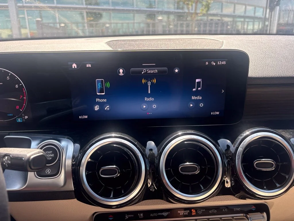Used 2026  Mercedes-Benz GLB 250 image 15
