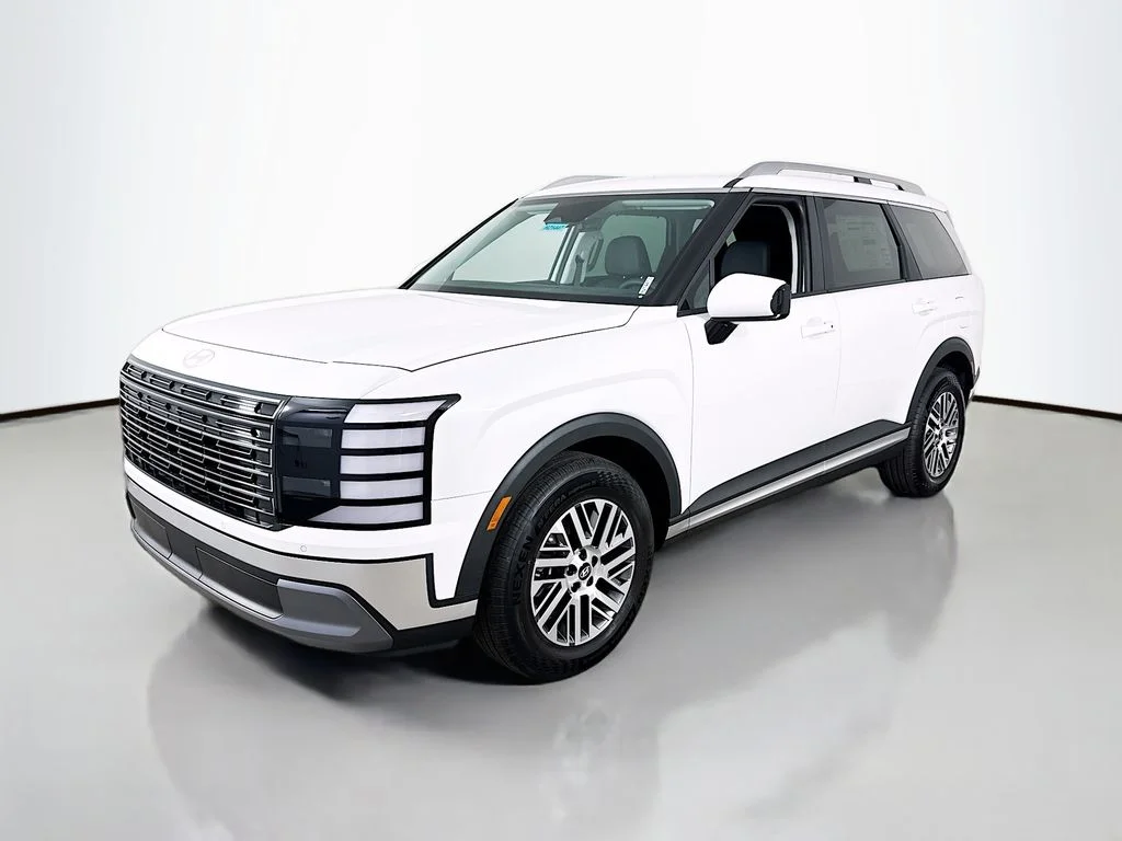 New 2026 Creamy White Pearl Hyundai SEL 7P image 3