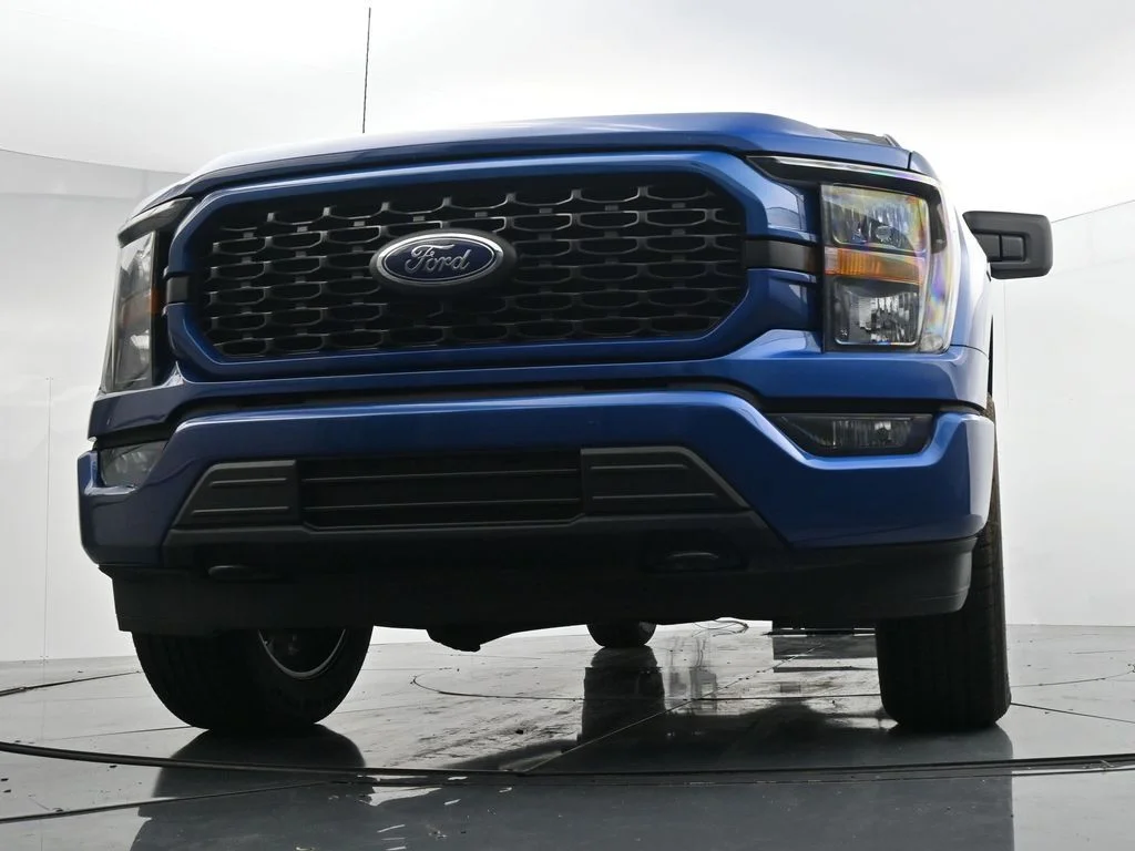 Used 2023 Blue Ford XL image 27