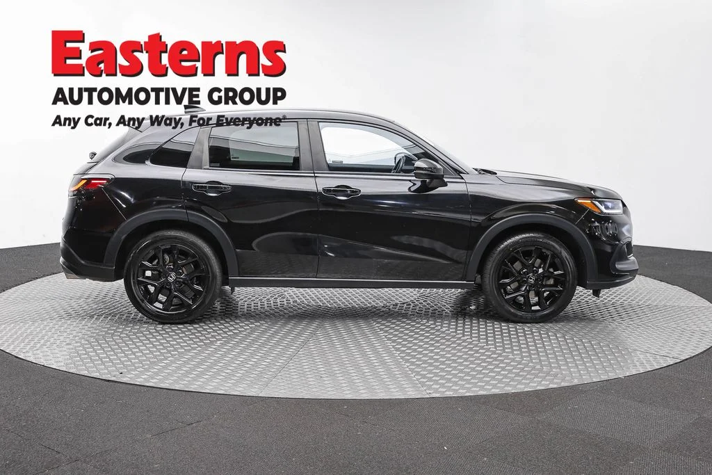 Used 2023 Black Honda Sport image 4