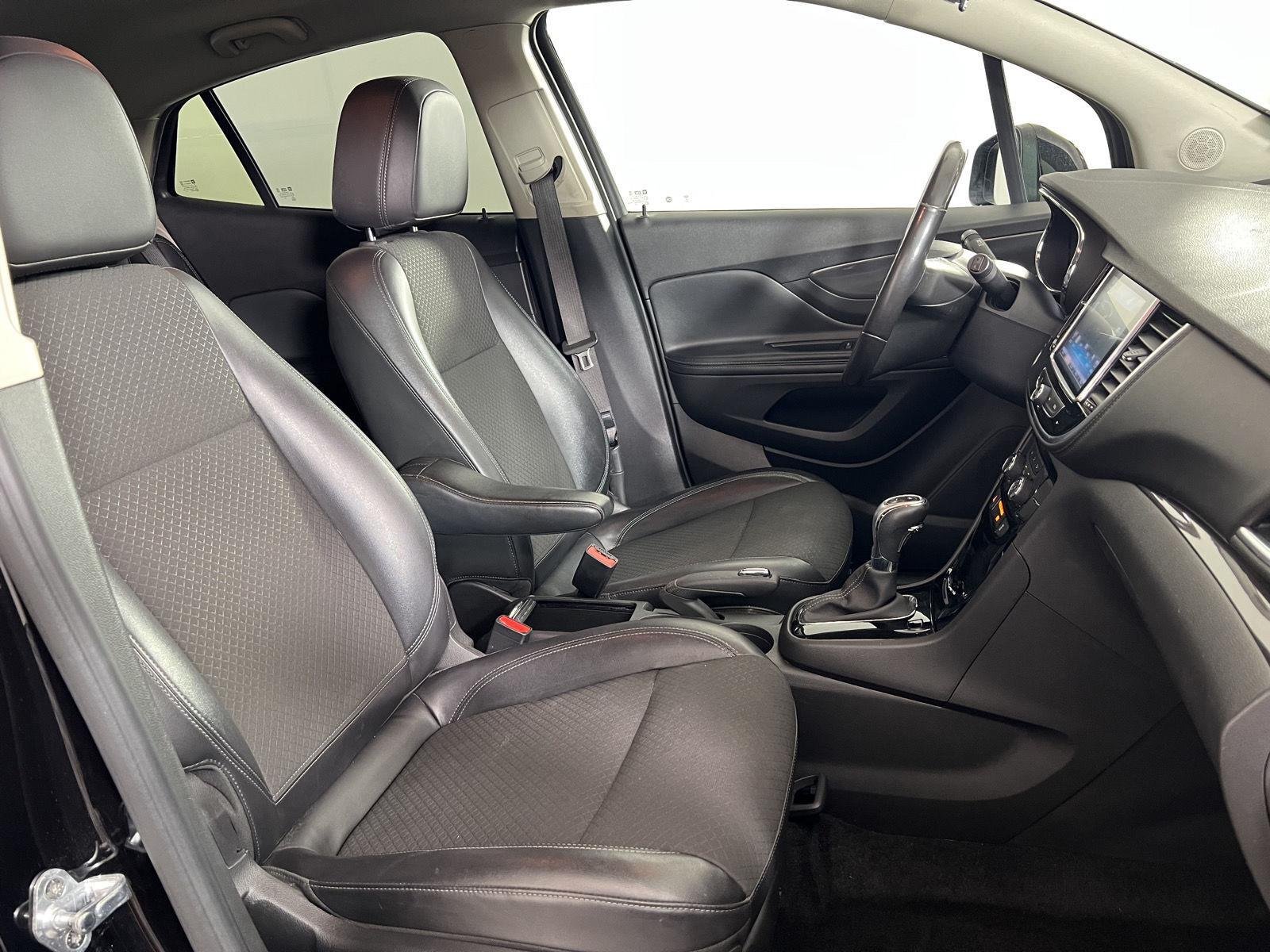 Used 2021 Ebony Twilight Metallic Buick Preferred image 25