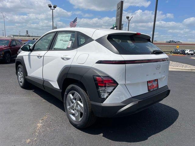 New 2026 White Hyundai SE FWD image 5