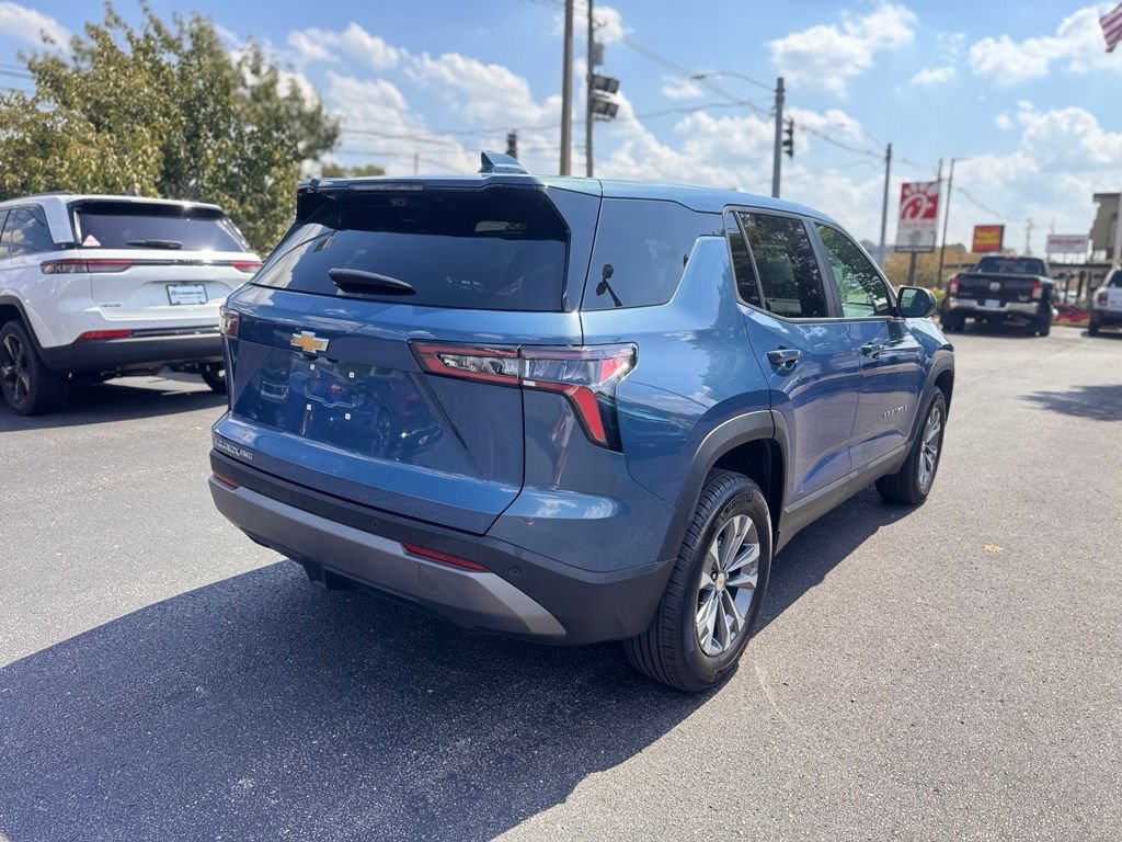 Used 2025 Lakeshore Blue Metallic Chevrolet LT image 7