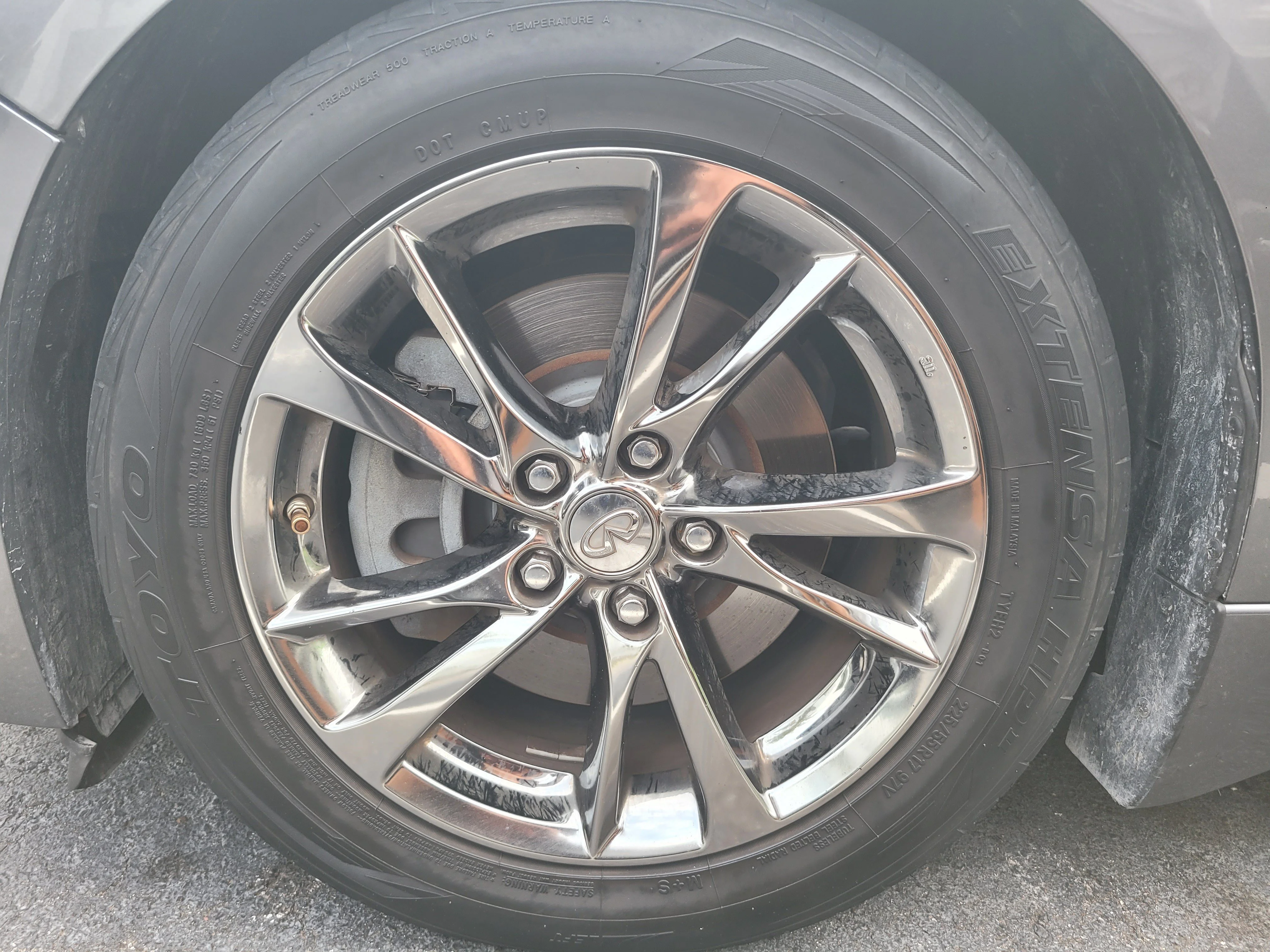Used 2017 Graphite Shadow INFINITI 3.0t Signature Edition image 9