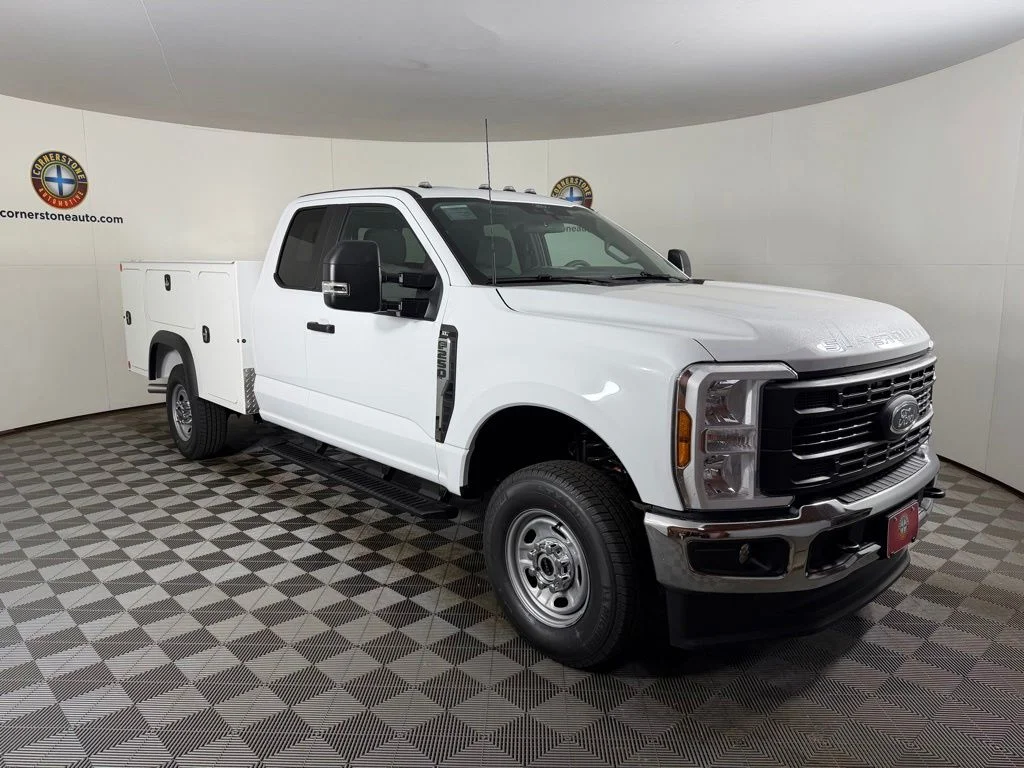 New 2026 Oxford White Ford F-250® XL image 16
