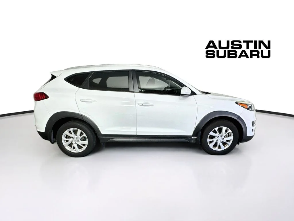 Used 2019 White Hyundai Value image 8