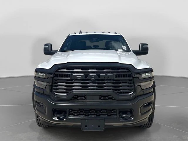 New 2026 Bright White Clear-Coat Exterior Paint RAM Tradesman image 2