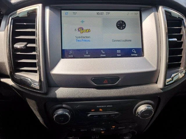 Used 2023 White Ford XL image 18