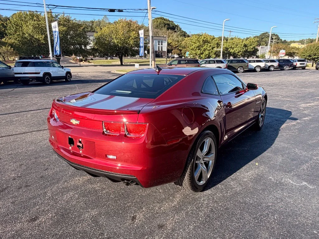 Used 2010 Red Jewel Tintcoat Chevrolet 1LT image 6