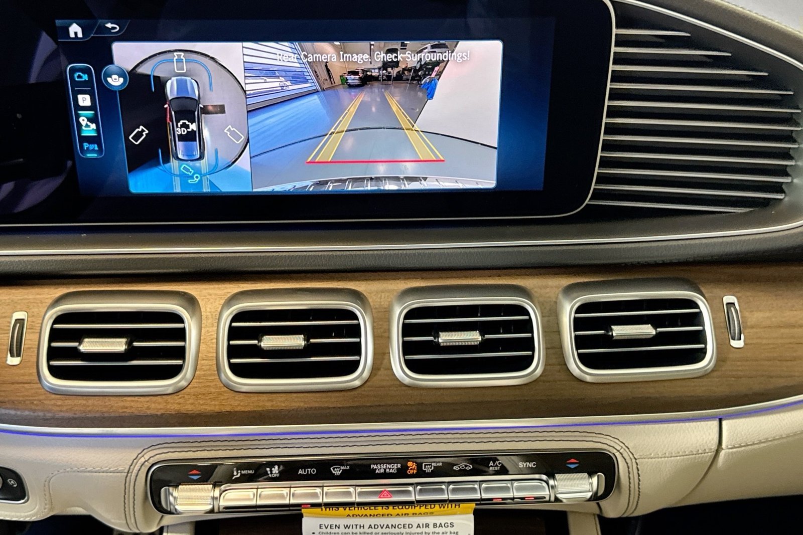 New 2026 Polar White Mercedes-Benz GLS 580 image 13