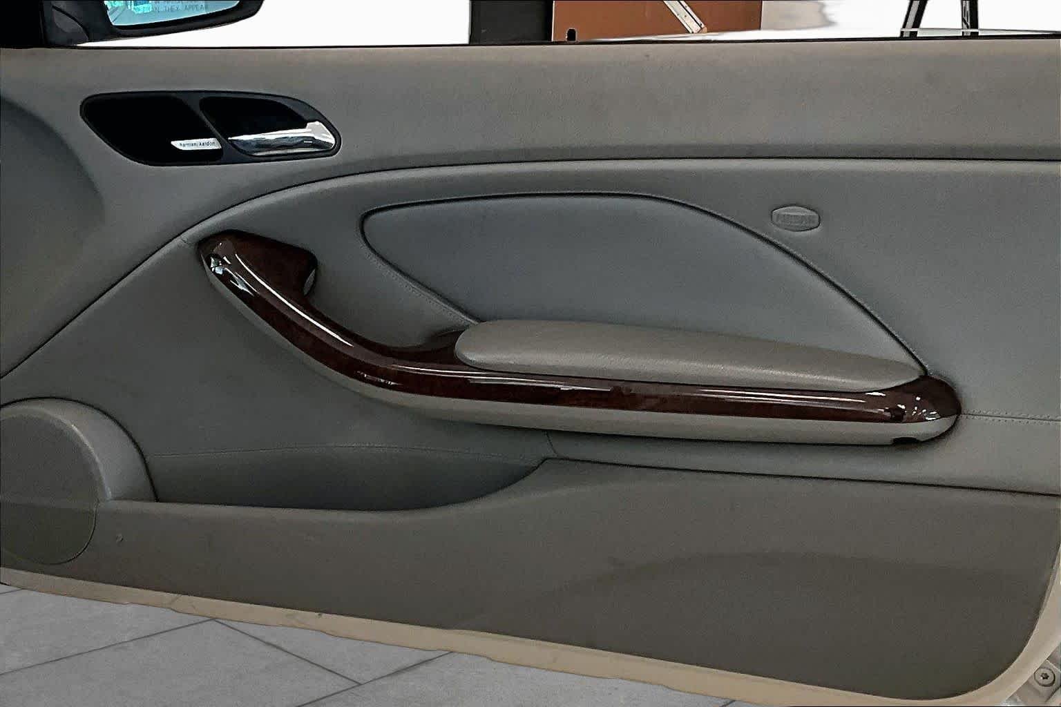 Used 2002 Titanium Silver Metallic BMW 330Ci image 20