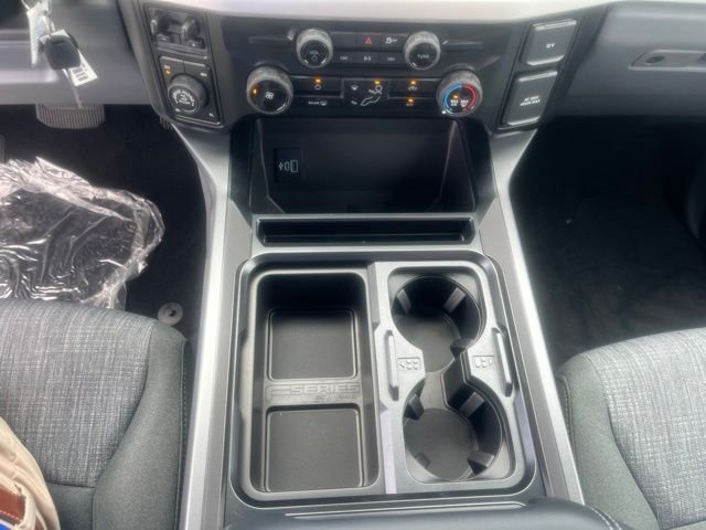 New 2026 Oxford White Ford XLT image 36
