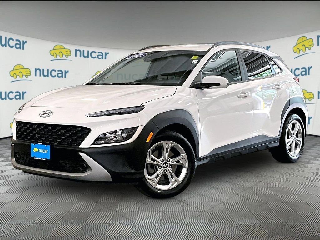 Used 2022 White Hyundai SEL image 3
