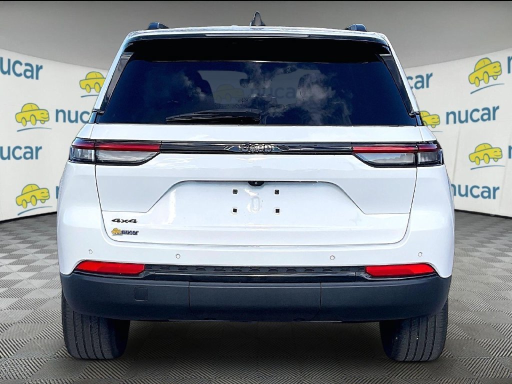 Used 2023 Bright White Clearcoat Jeep Altitude X image 5