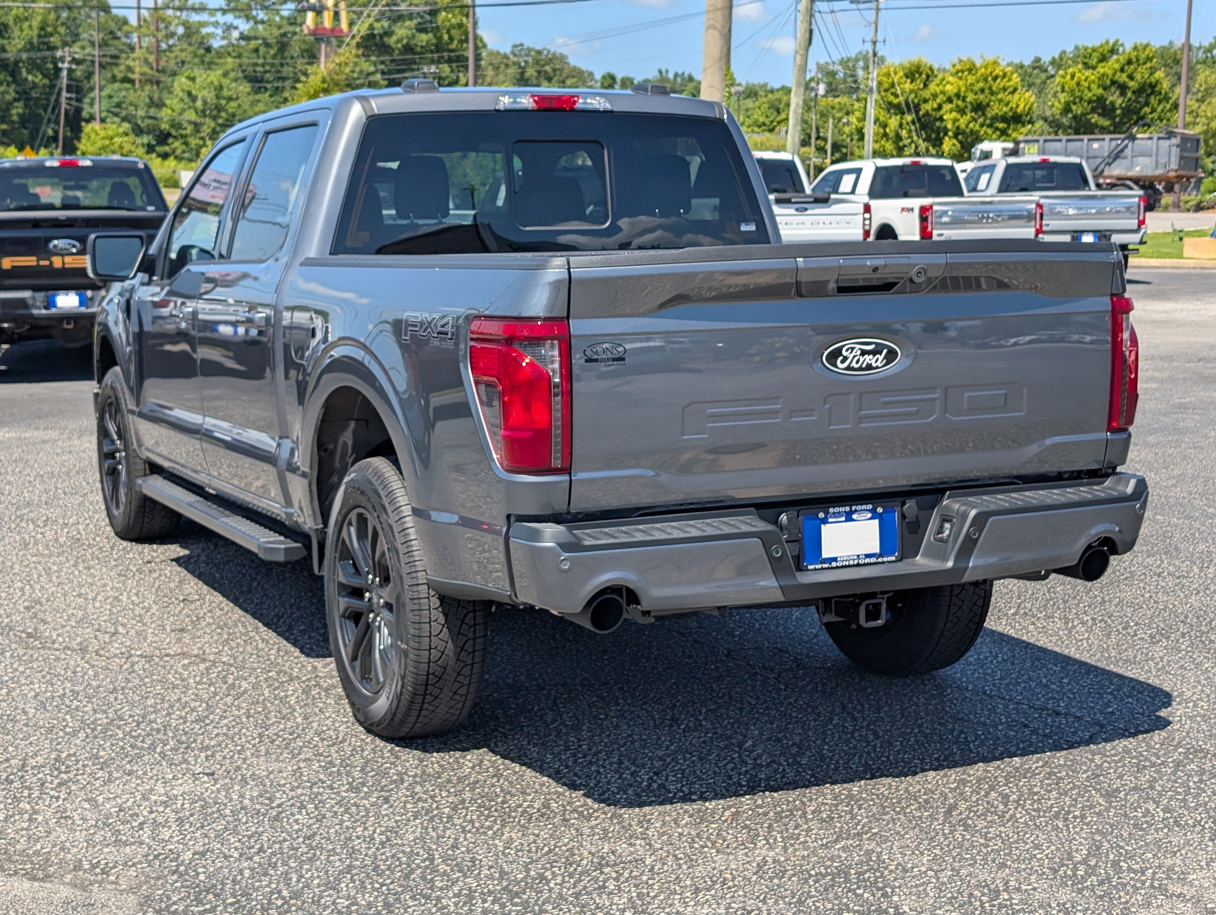 New 2026 Carbonized Gray Metallic FORD XLT image 13