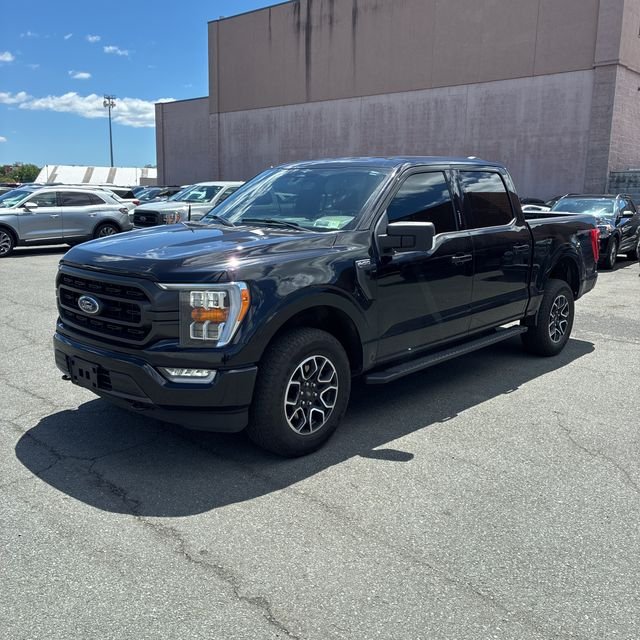 Used 2023 Black Ford XLT image 1