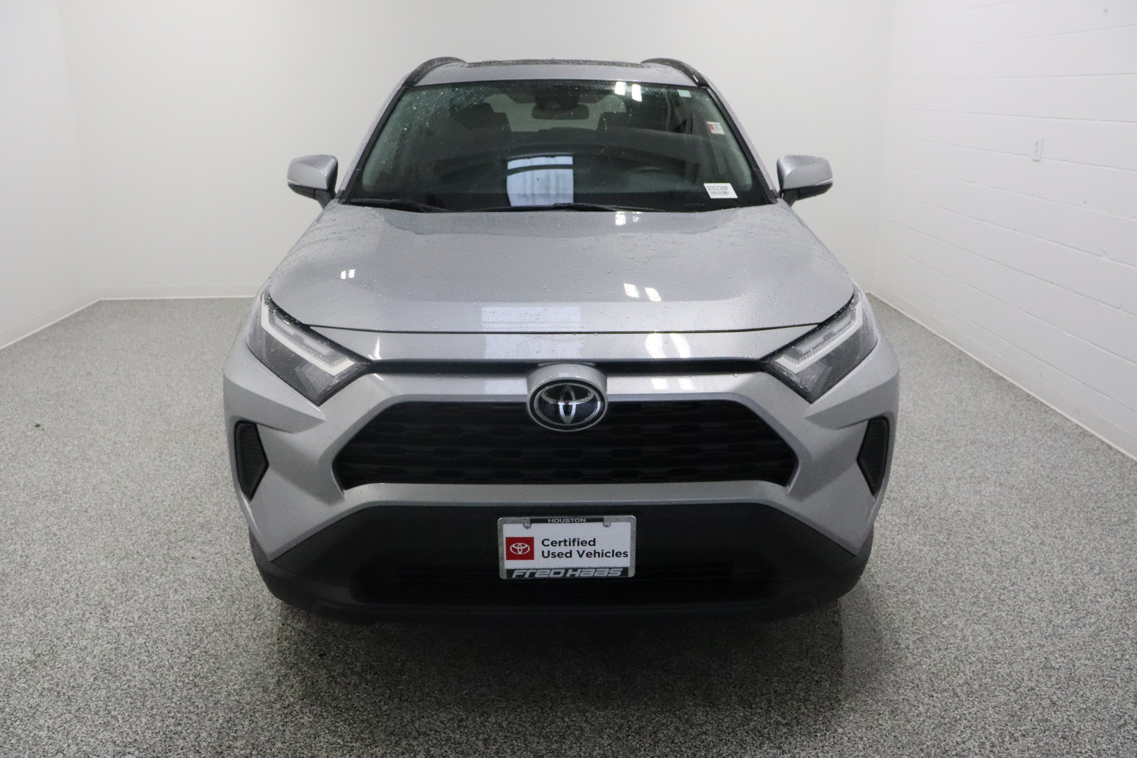 Certified Used 2025 Silver Sky Metallic Toyota XLE 2.5L image 3