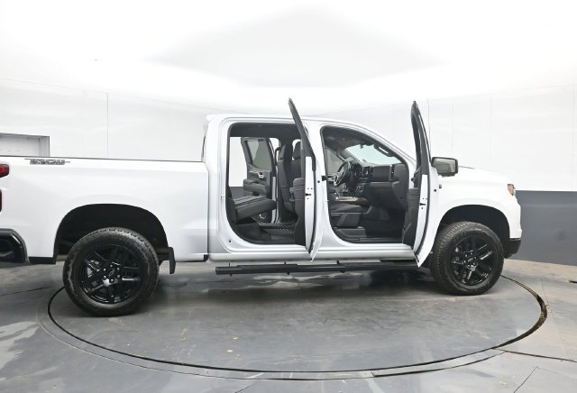 Used 2026 White Chevrolet LT Trail Boss image 49