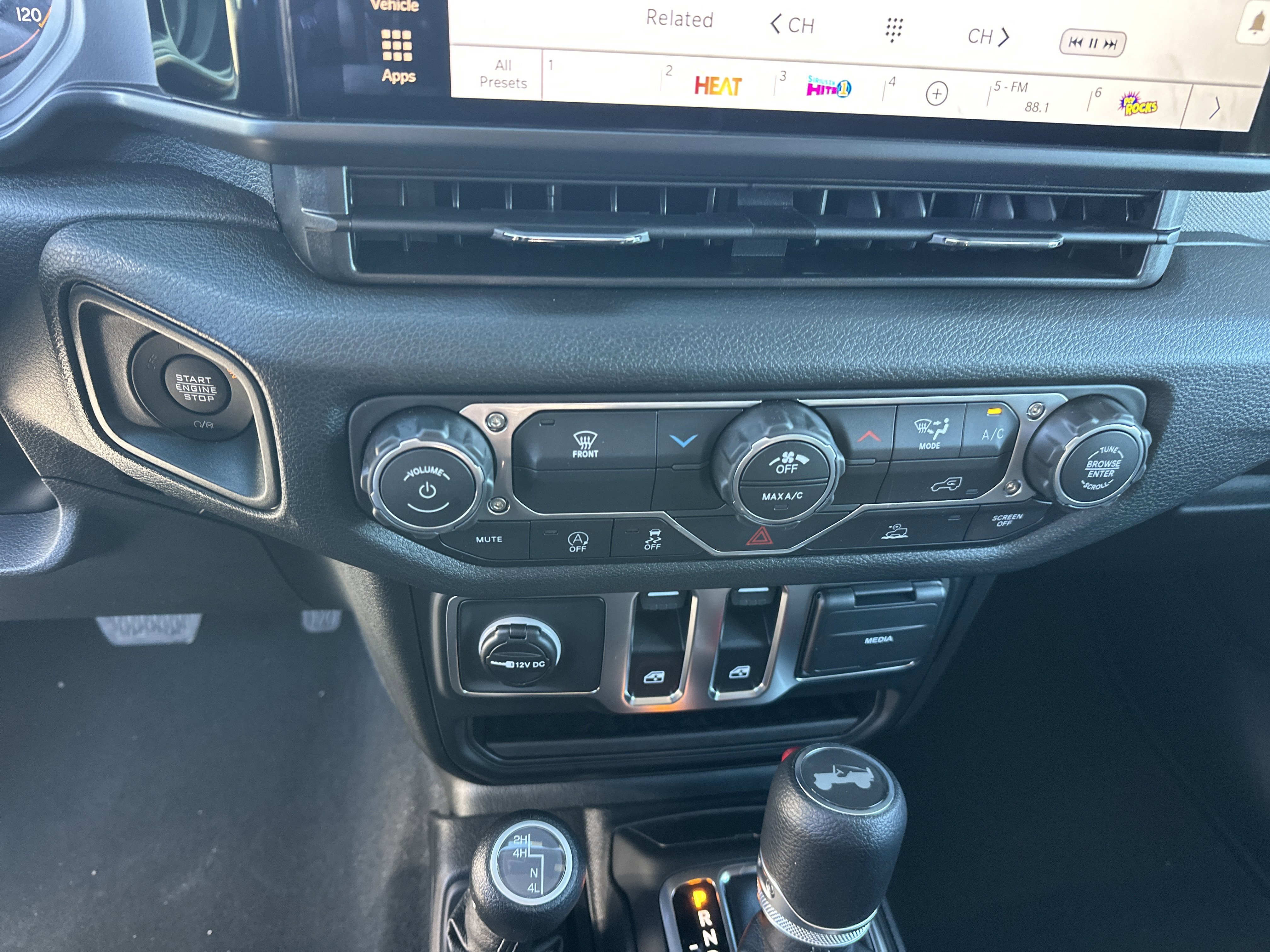 New 2026 Bright White Clearcoat Jeep Sport image 28