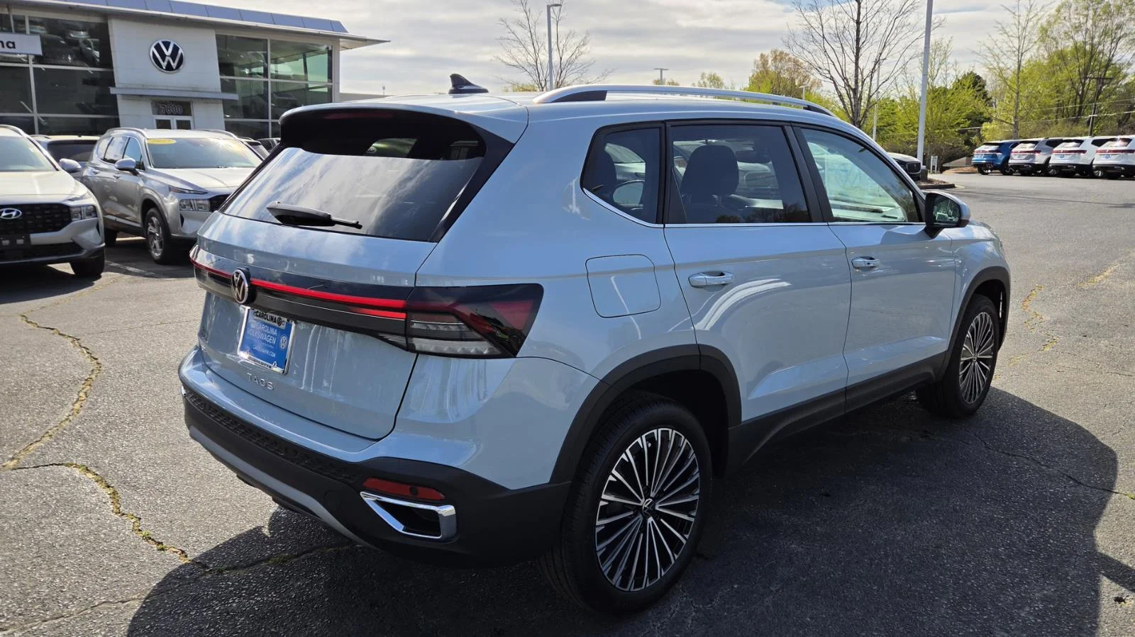 New 2026 Monument Gray Volkswagen SE image 7