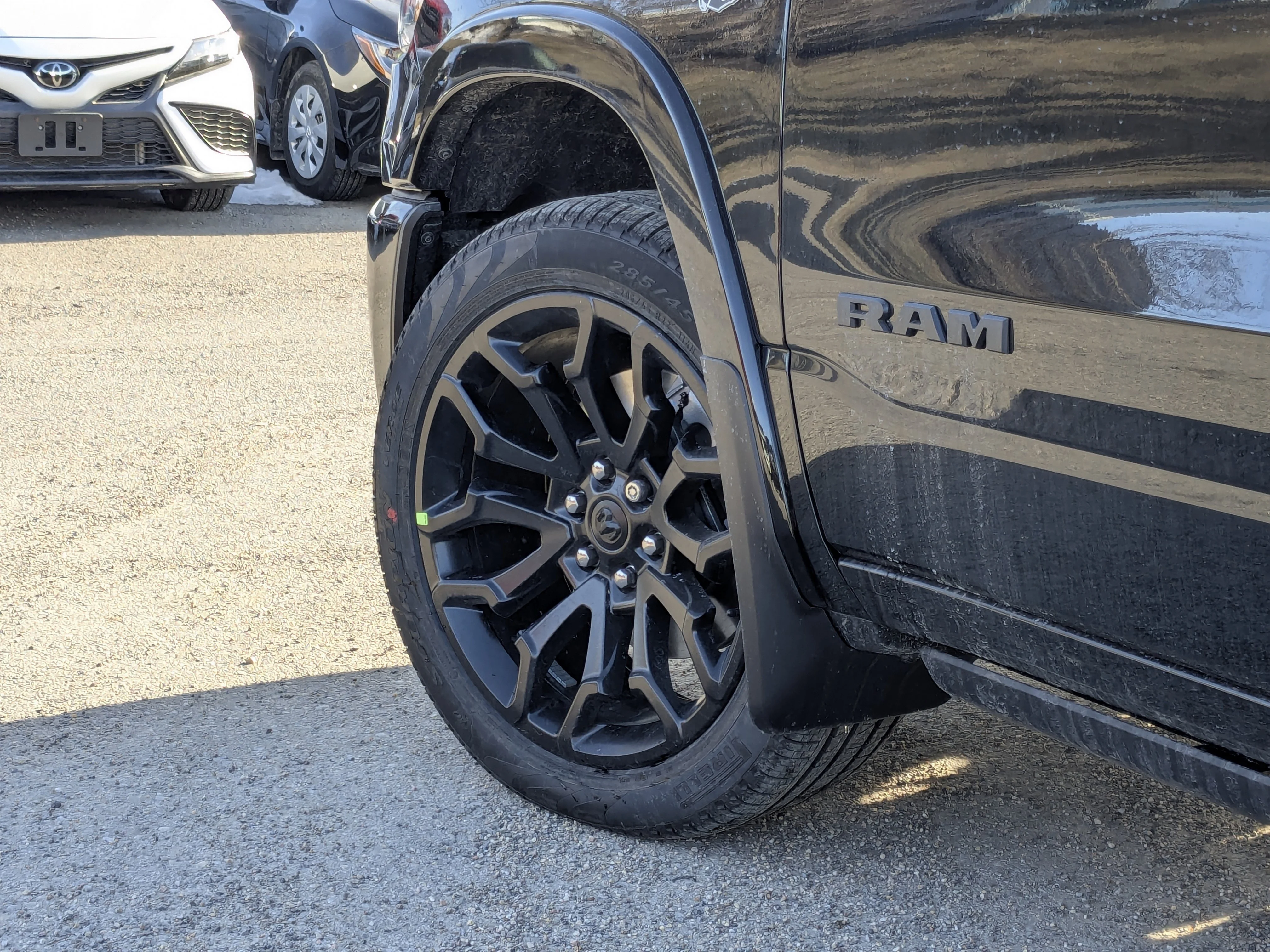 New 2026 Black RAM Limited - Night Edition - Level A Equip - Pano Sunroof - 5.7L V8 HEMI image 9