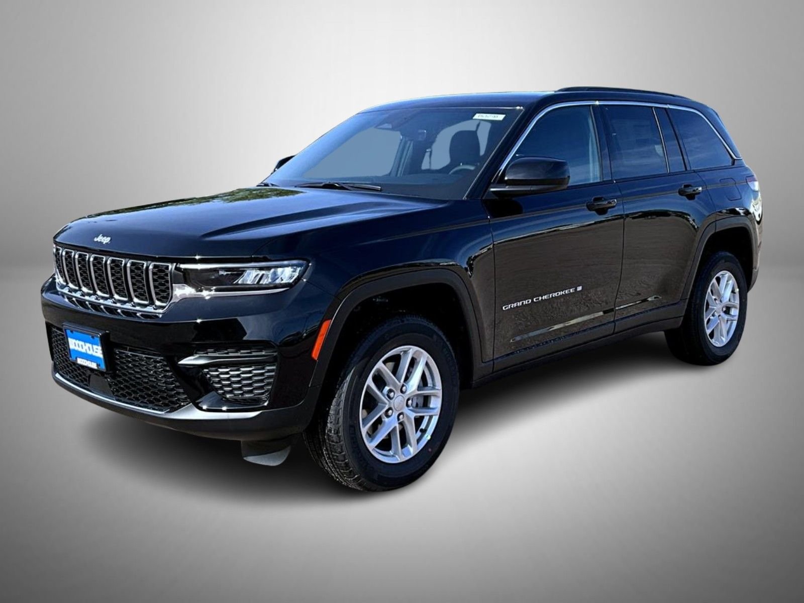 2026 Jeep Grand Cherokee Laredo 4x4's photo