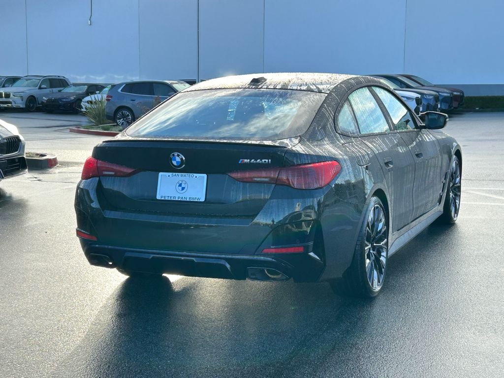 New 2026 Black Sapphire Metallic BMW M440i image 5