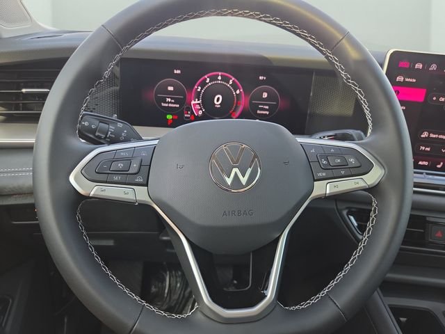 2026 Volkswagen Tiguan SE - Photo 19