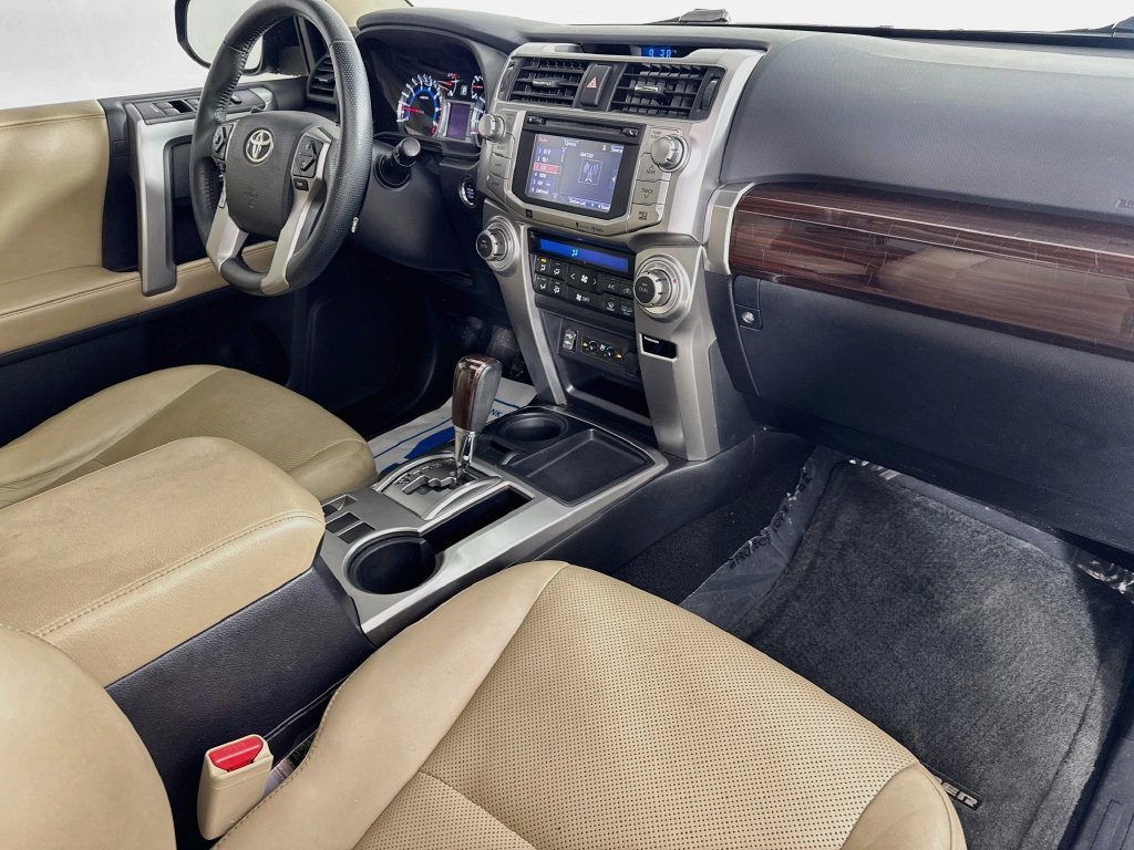 Used 2014 Nautical Blue Toyota Limited image 36