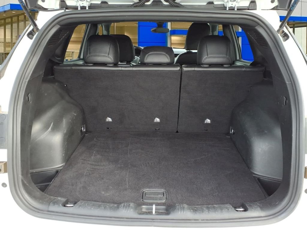 Used 2025 White Jeep Trailhawk 4x4 image 24