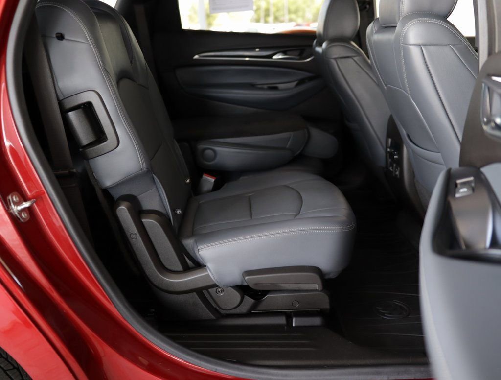 2022 Buick Enclave Essence - Photo 32