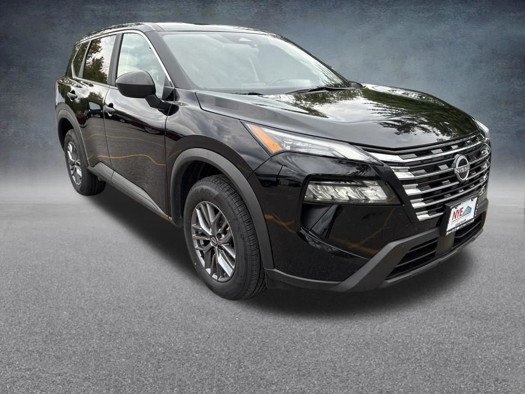 Used 2024 Black Nissan S image 8
