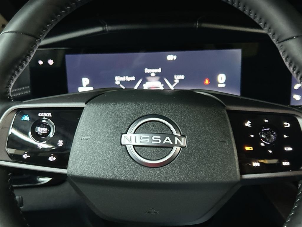 Used 2025 White Pearl Nissan SL image 23