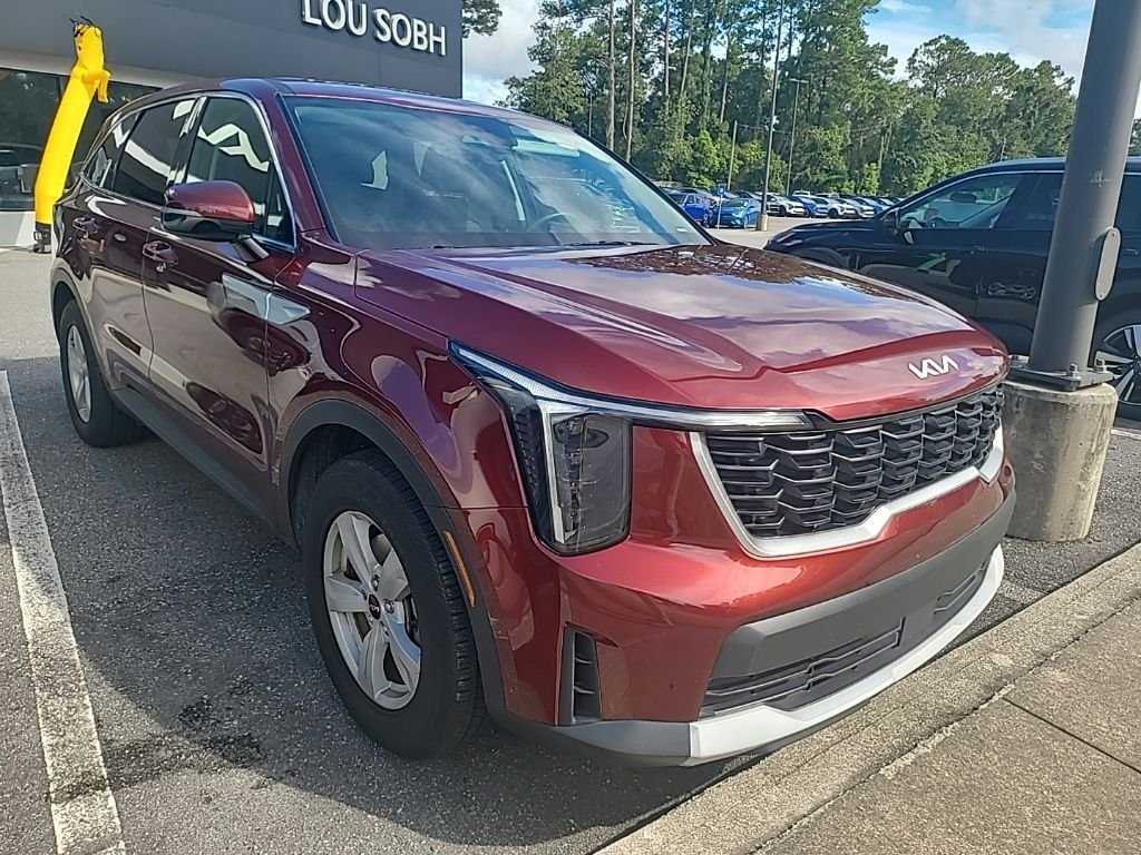 Used 2024 Red Kia LX image 2