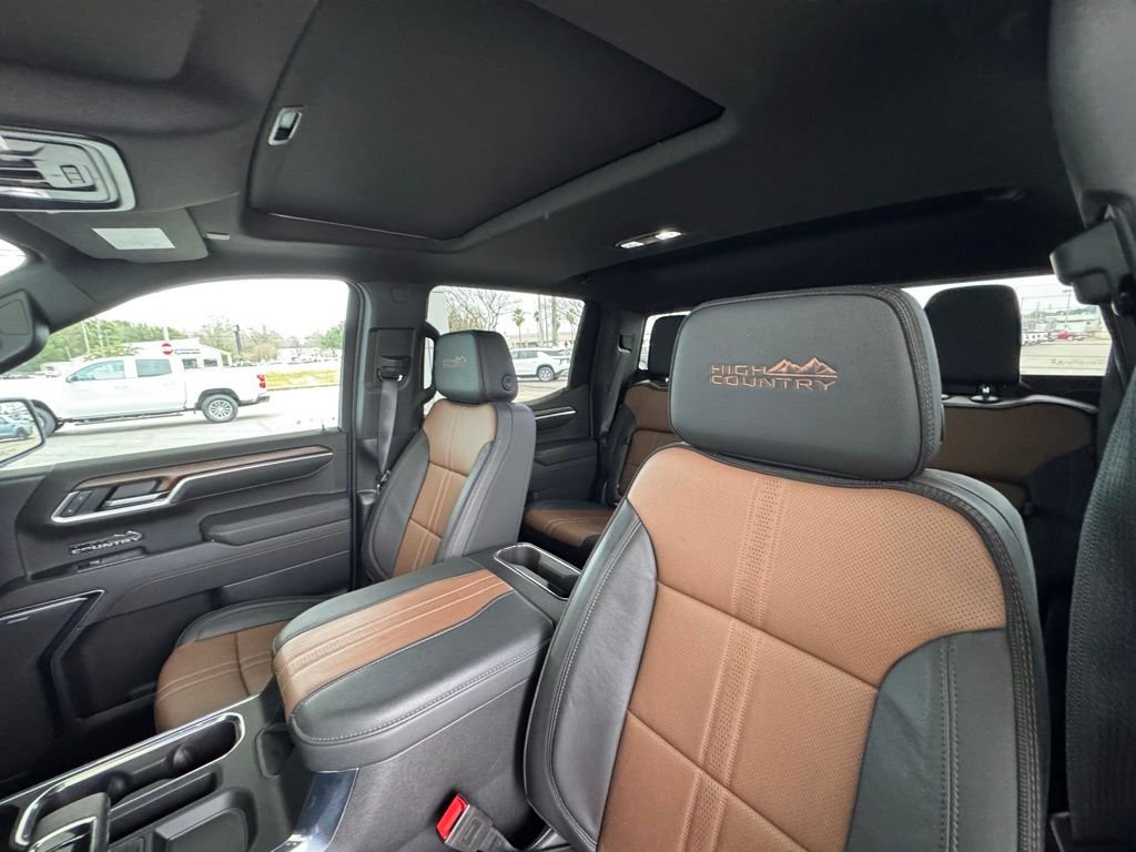 Used 2025 Beige Chevrolet High Country image 14