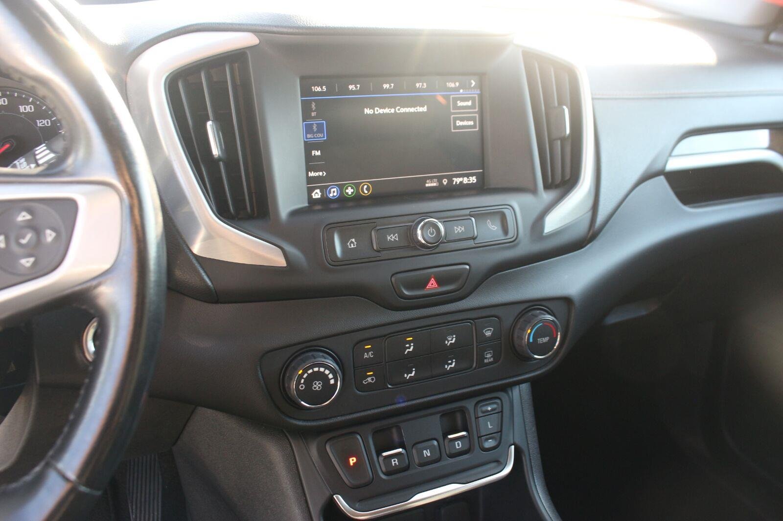 Used 2020 SUMMIT WHITE GMC SLE image 20