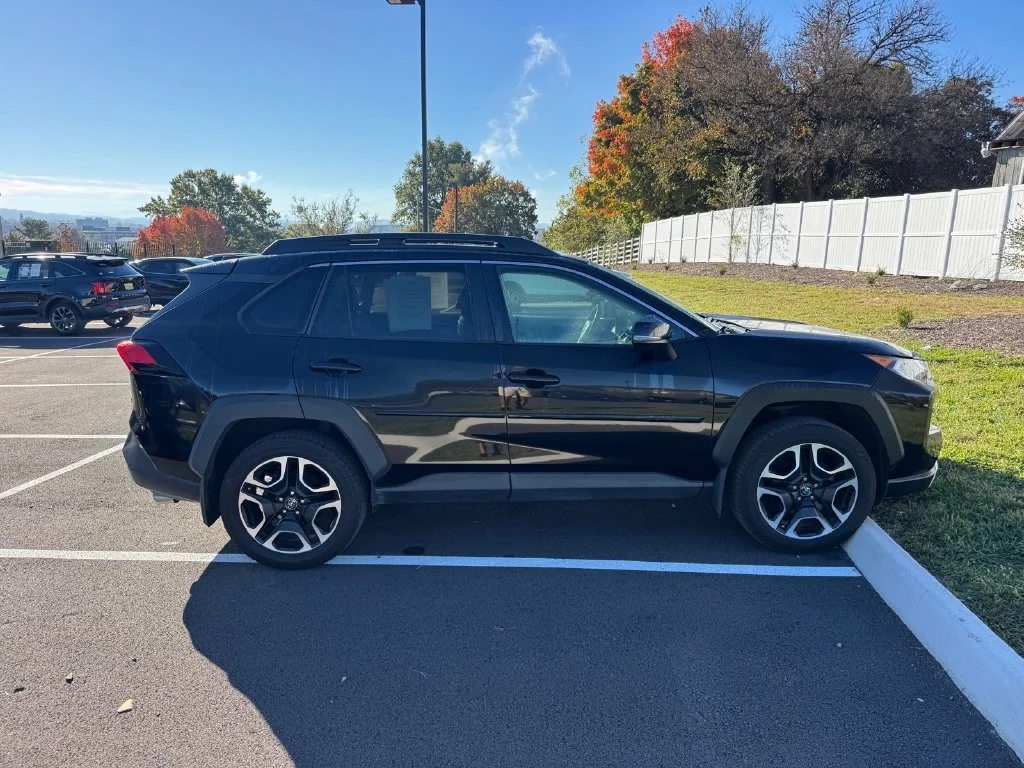 Used 2019 Black Toyota Adventure image 11