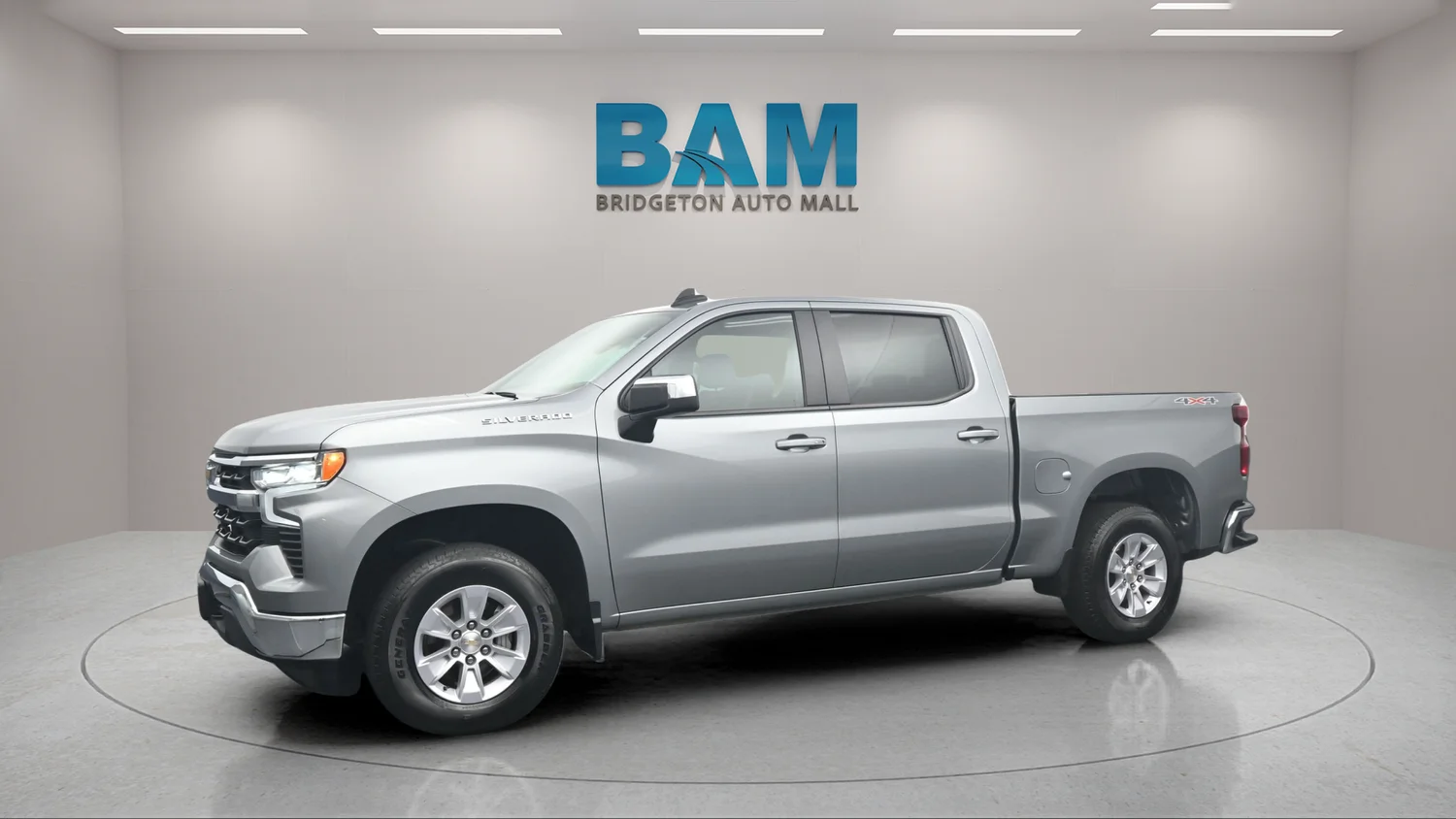 Used 2026 Gray Chevrolet LT image 3