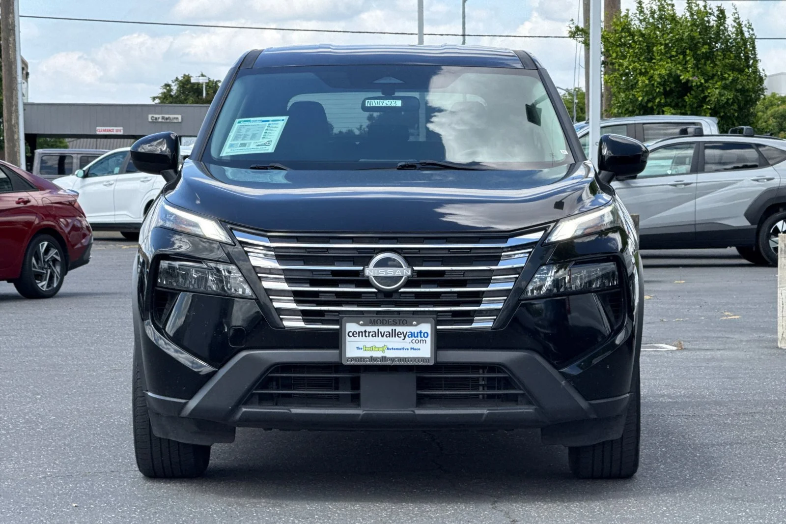 Used 2024 Super Black Nissan SV image 9