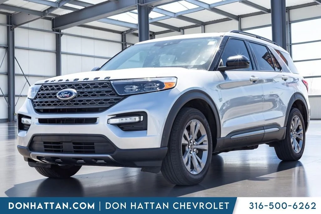 2022 Ford Explorer XLT 4WD's photo