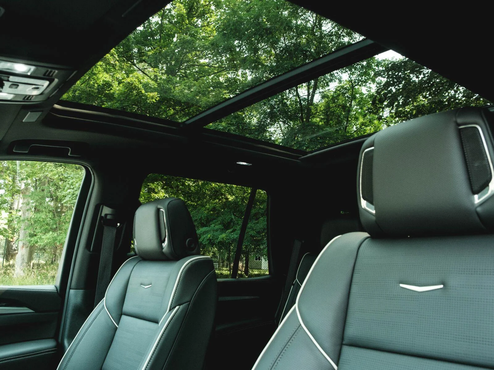 2026 Cadillac Escalade Sport - Photo 21