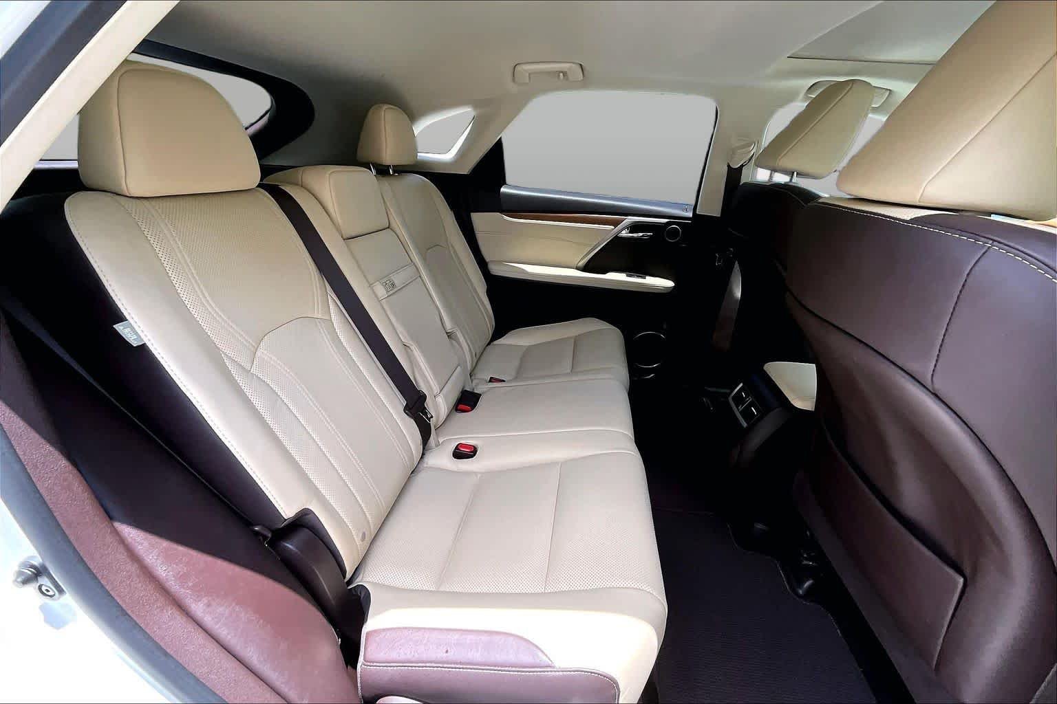 Used 2018 Eminent White Pearl Lexus  image 20