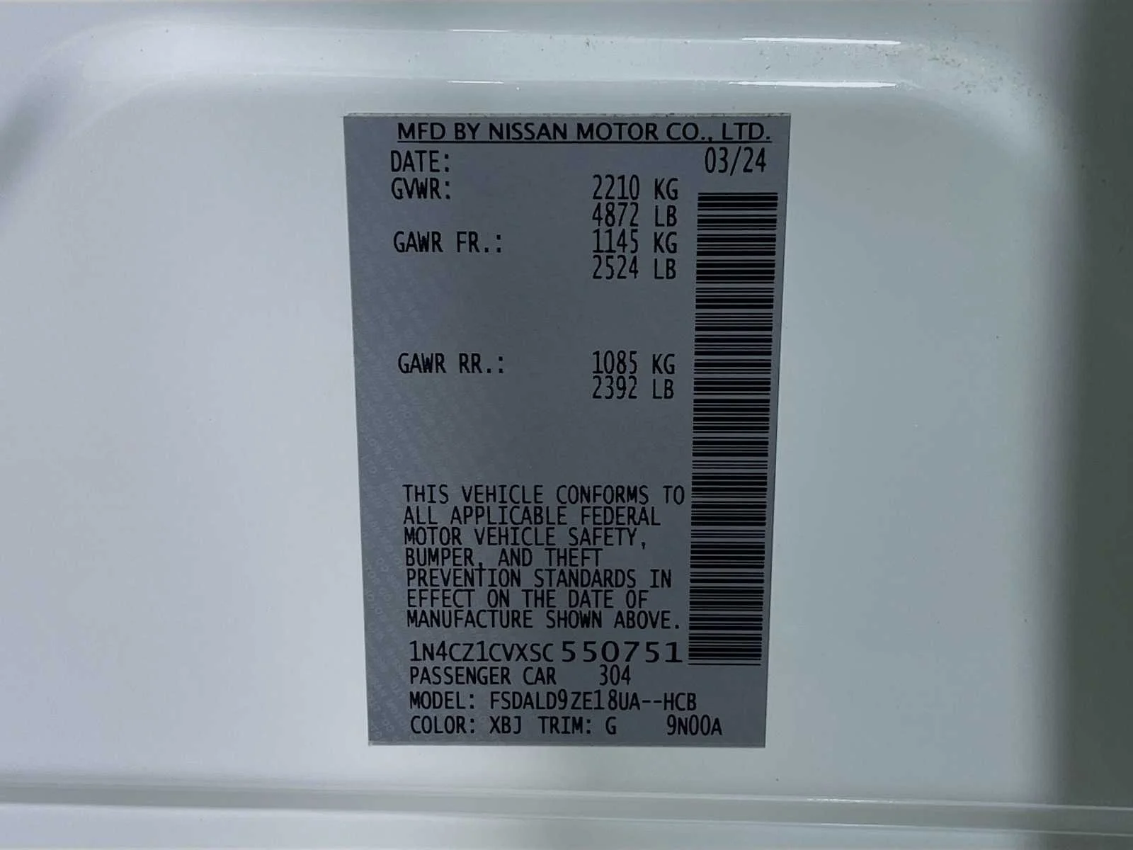 Used 2025 Super Black/Pearl White Nissan SV PLUS image 29