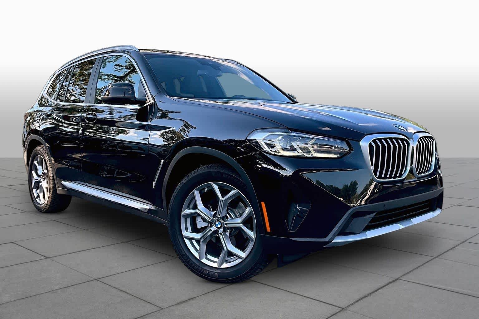 Used 2023 Jet Black BMW xDrive30i image 3