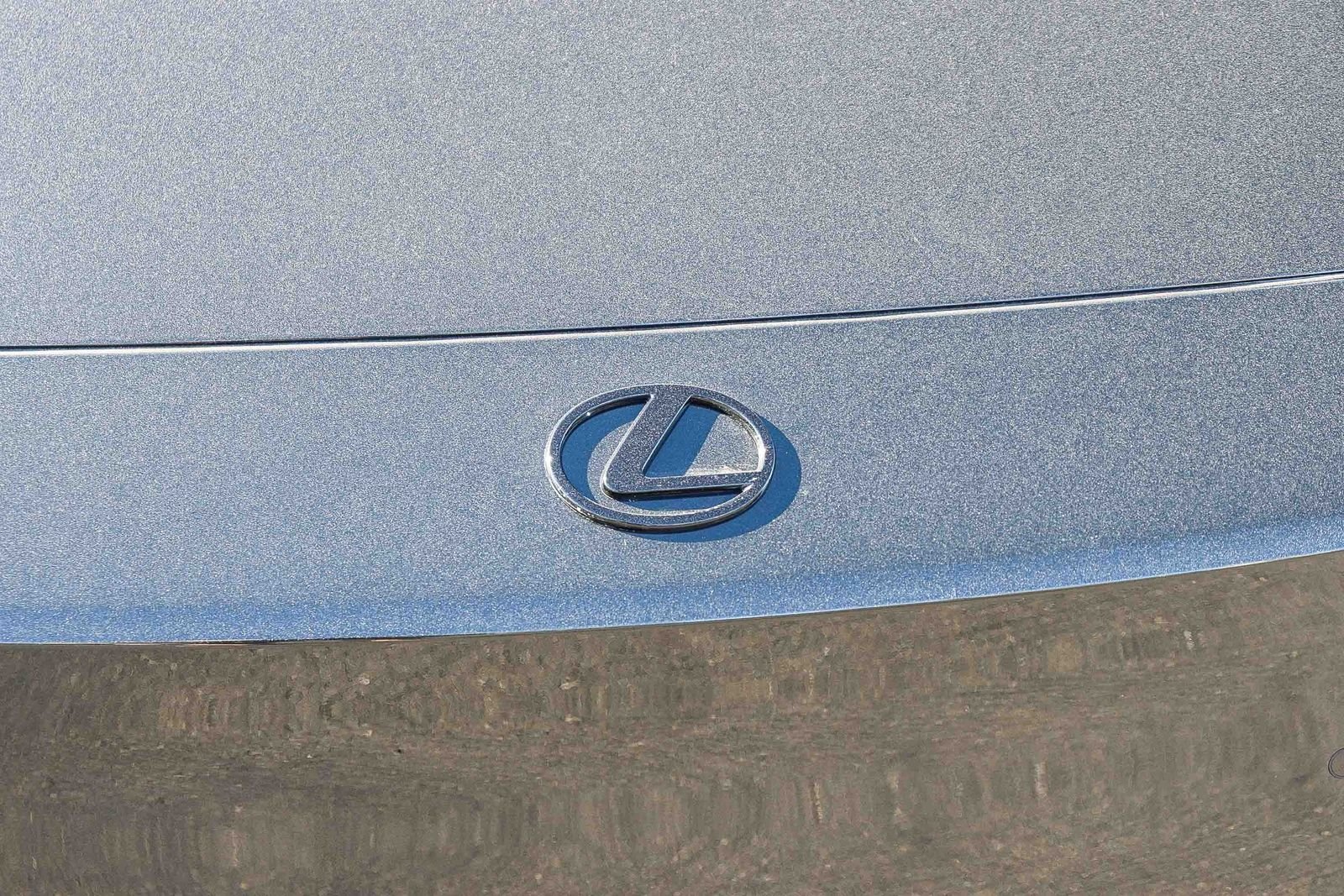 New 2026 Caviar Lexus ES 350e PREMIUM image 13