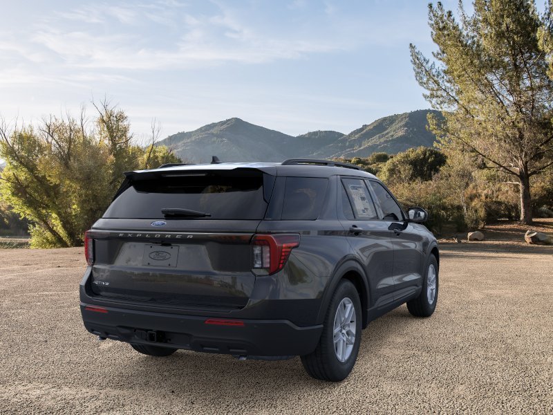 New 2026 Agate Black Metallic Ford Active image 8