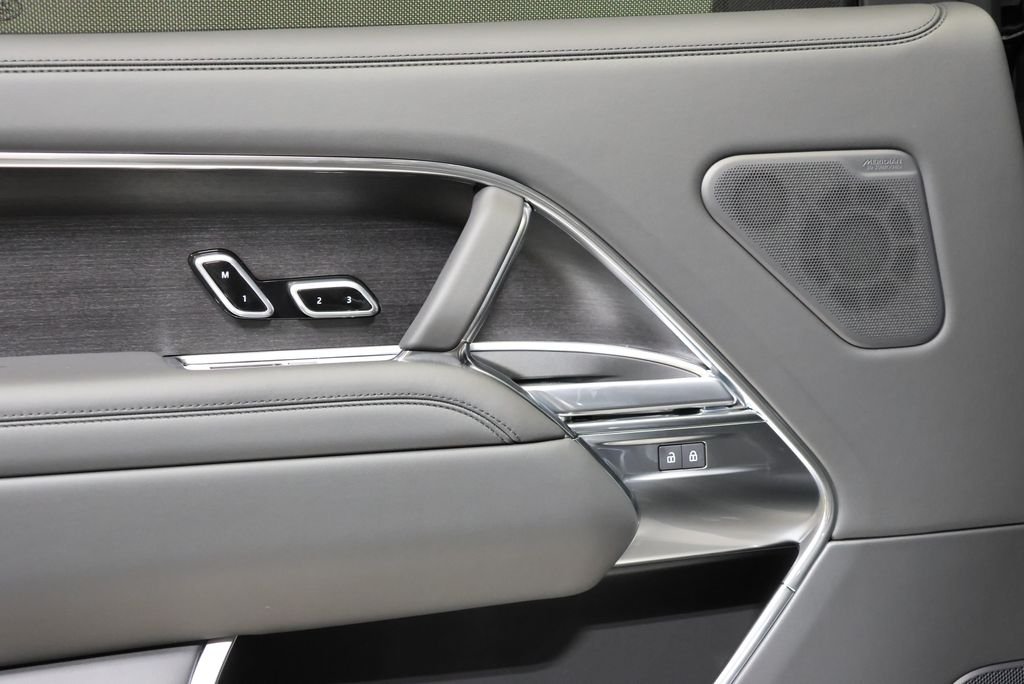 2026 Land Rover Range Rover SE - Photo 32