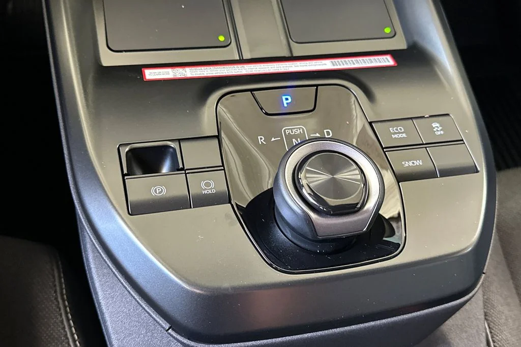 New 2026 Overcast Toyota  SE image 21